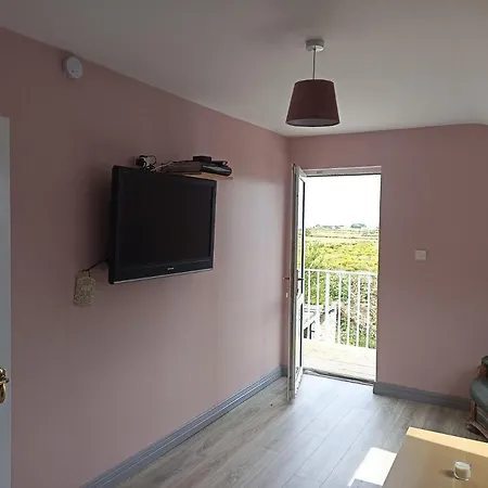 Foreen Lodge, Achill Island Апартаменты *